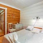 Kiviniemi By Interhome Hiukkajoki