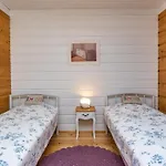 Kiviniemi By Interhome Hiukkajoki